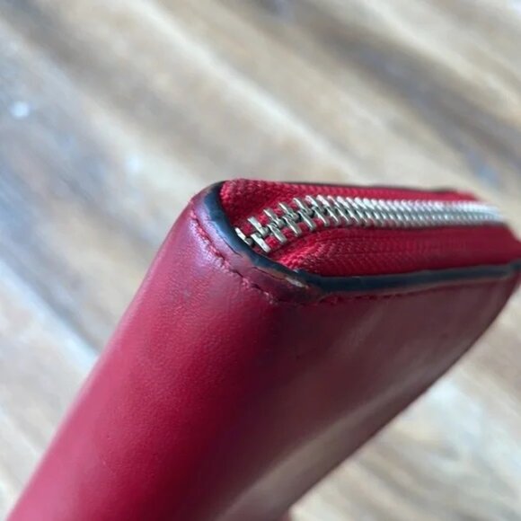 Coach x Peanuts Snoopy & Woodstock Red Zip-Around Leather Wallet - *Worn* - Picture 15 of 16